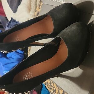 5 inch heel! Studded detail. Pump. Leather. Round toe